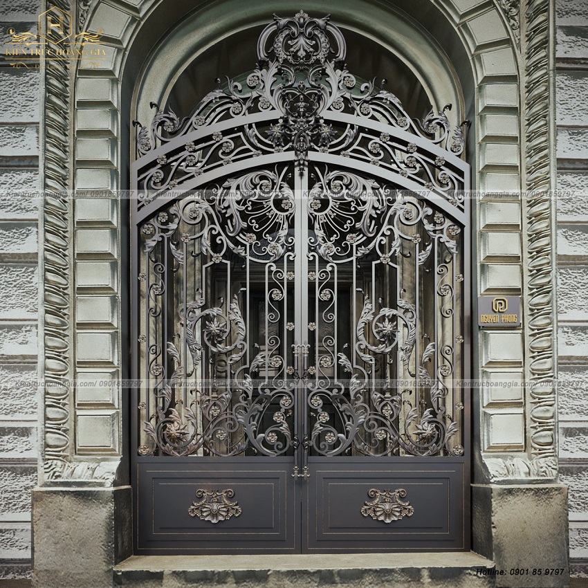 Cổng nhà kiến trúc cổ điển